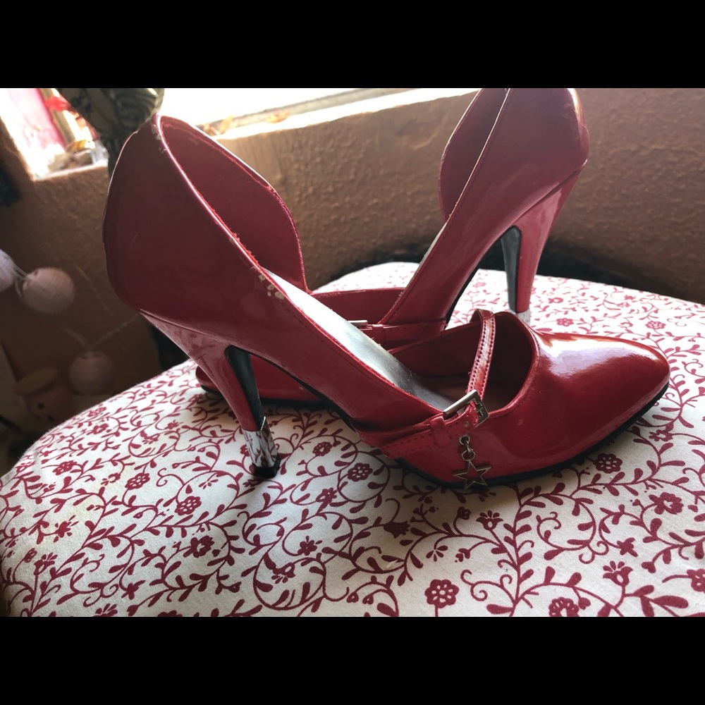 Red Heels